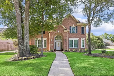 2202 Riverway Oak Dr, Kingwood, TX 77345