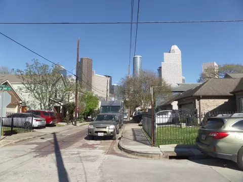 1101 Andrews St, Houston, TX 77019