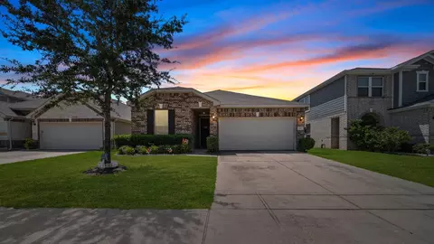 2515 Hawthorn Park Ct, Houston, TX 77038