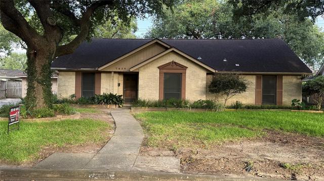 7634 Glen Vista St, Houston, TX 77061