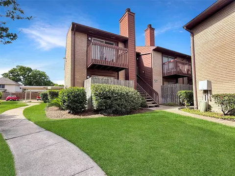 12905 Woodforest Blvd #601, Houston, TX 77015