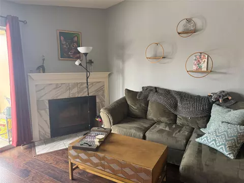 2120 El Paseo St #408, Houston, TX 77054