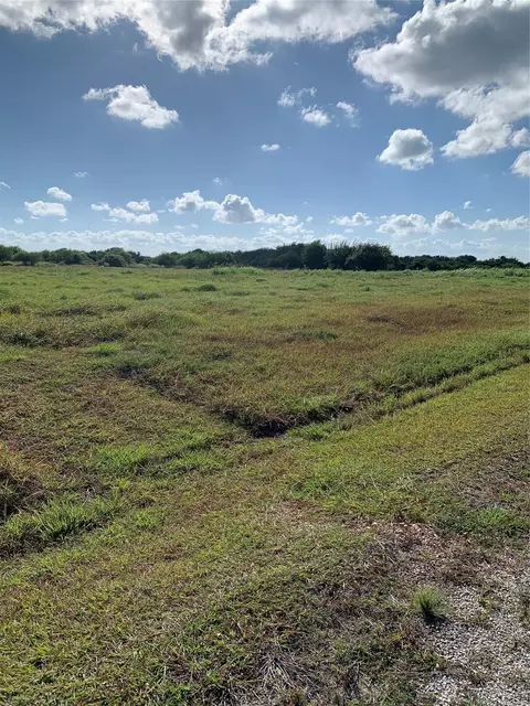 lot18 Windswept Dr, Port Lavaca, TX 77979