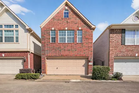 2636 Couch St, Houston, TX 77008