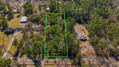 15245 Shady Oaks Dr, Stagecoach, TX 77355