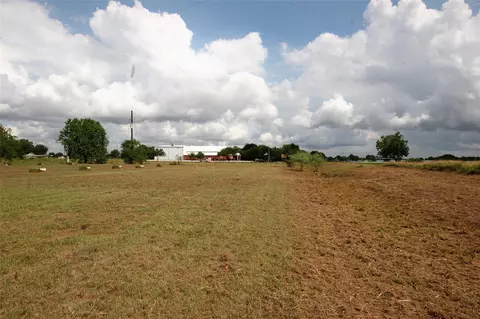 2519 Richmond St, Needville, TX 77461