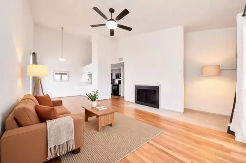 8055 Cambridge St #30, Houston, TX 77054