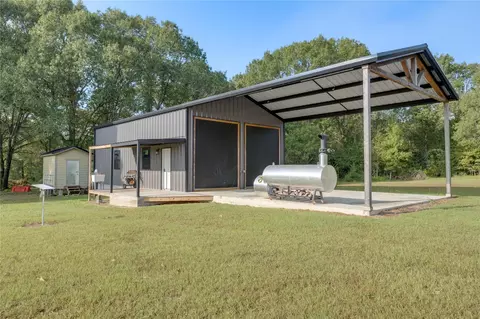 760 Private Road 2422, Oakwood, TX 75855