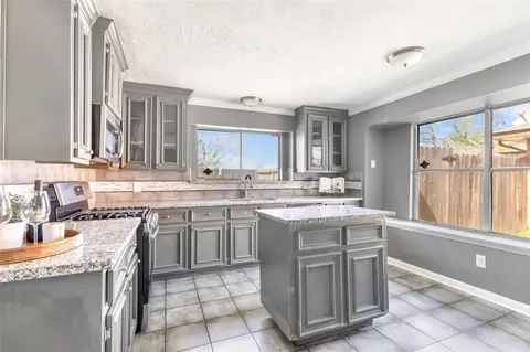 14123 Timberhaven Dr, Houston, TX 77066