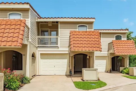 11 Dana Dr #H, Galveston, TX 77554