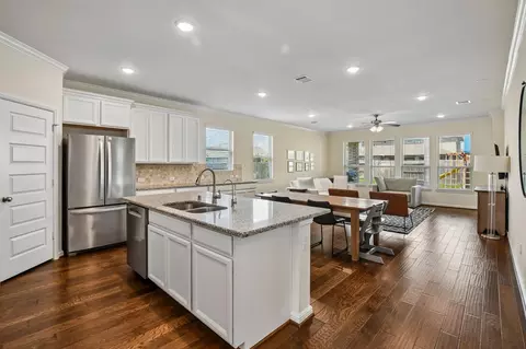 Kitchen - 3827 Robinson Bend Dr, Spring, TX 77386 photo 2 of 3