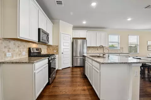 Kitchen - 3827 Robinson Bend Dr, Spring, TX 77386 photo 1 of 3