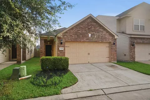 11132 Panther Ct, Houston, TX 77099