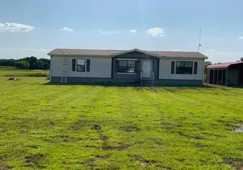 112 Terri Dr, Collinsville, TX 76233