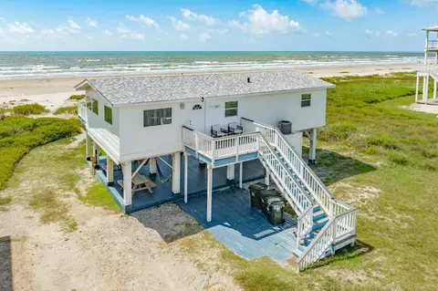 23114 Gulf Dr, Galveston, TX 77554