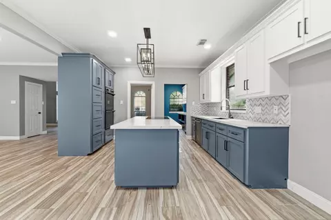 Kitchen - 18606 Candlechase Dr, Spring, TX 77388 photo 1 of 6