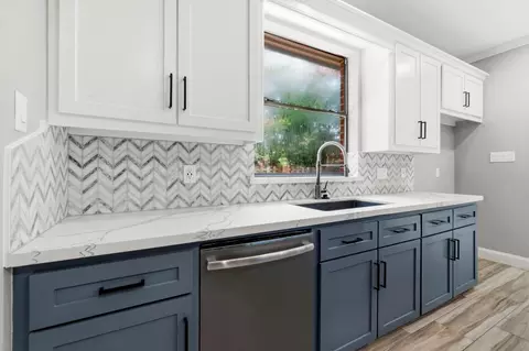 Kitchen - 18606 Candlechase Dr, Spring, TX 77388 photo 4 of 6