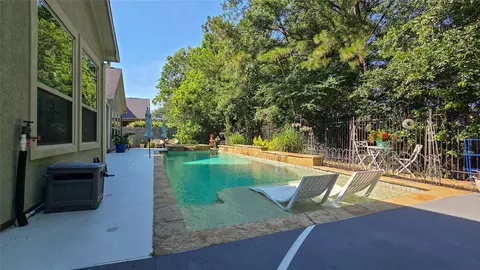 Exterior - 15718 Conners Ace Dr, Spring, TX 77379 photo 2 of 13