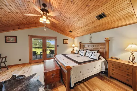 Bedroom - 28659 Double Culvert Rd, Hempstead, TX 77445 photo 2 of 4