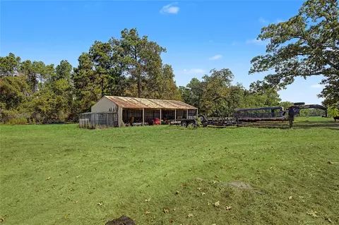 Exterior - 3233 N State Highway 19, Trinity, TX 75862 photo 10 of 11