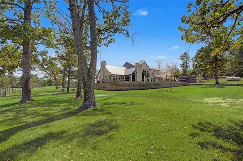 Exterior - 3233 N State Highway 19, Trinity, TX 75862 photo 6 of 11