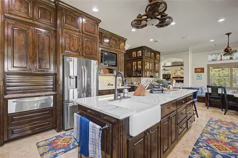 Kitchen - 3233 N State Highway 19, Trinity, TX 75862 photo 1 of 4