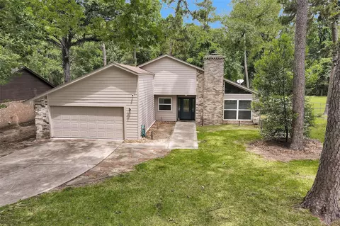115 Red Oak Ln, Conroe, TX 77304