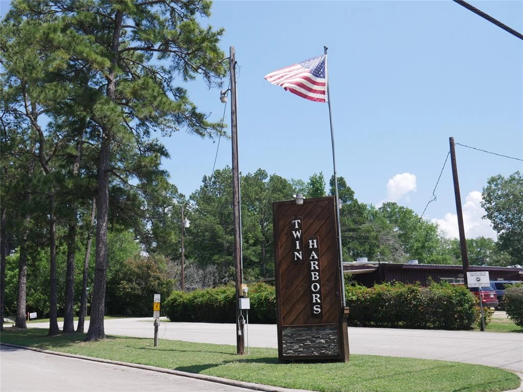 251 Wildwood Hbr Cir  