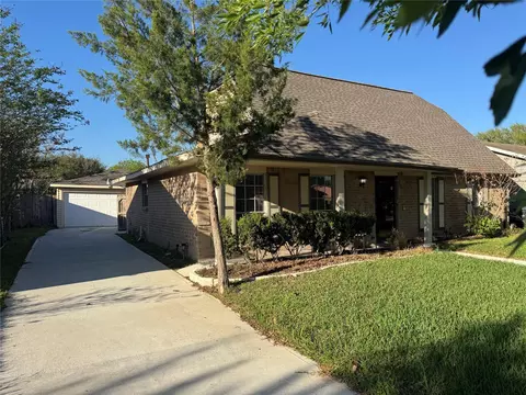 11402 Concho St, Houston, TX 77072