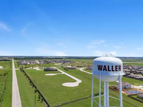 View/Area - 413 Hampton Edge Ln, Waller, TX 77484 photo 6 of 17