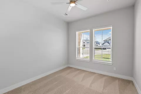 Bedroom - 413 Hampton Edge Ln, Waller, TX 77484 photo 3 of 8
