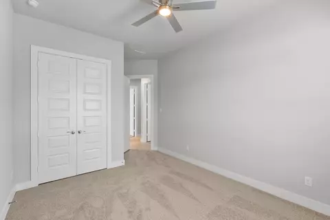 Bedroom - 413 Hampton Edge Ln, Waller, TX 77484 photo 5 of 8