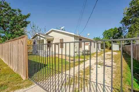 776 Fair St, Houston, TX 77088