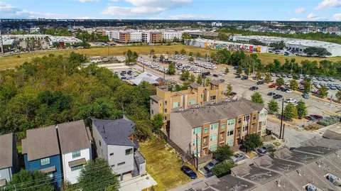 4510 Cornish B St, Houston, TX 77007