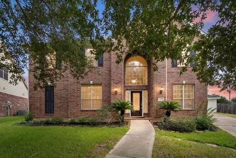12702 Robins Crest Dr, Tomball, TX 77377