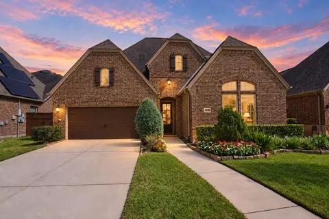 2330 Twin Rose Dr, Missouri City, TX 77459