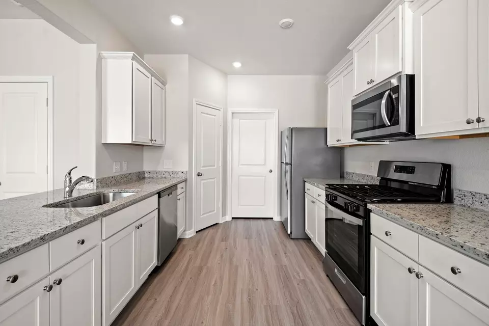 Kitchen - 428 Beechwood Hacienda Dr, Katy, TX 77493 photo 1 of 1