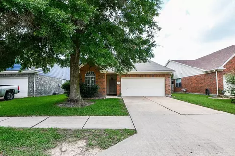 2911 Copper Cliff Dr, Katy, TX 77449