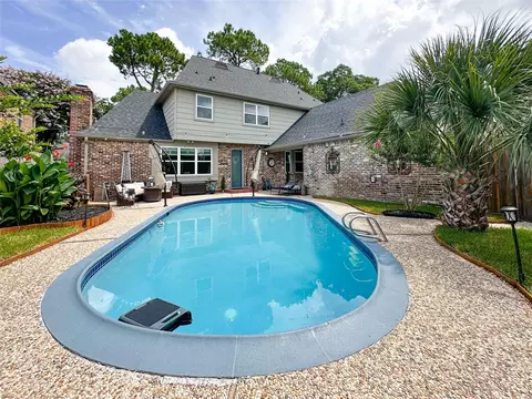 15735 Fleetwood Oaks Dr, Houston, TX 77079