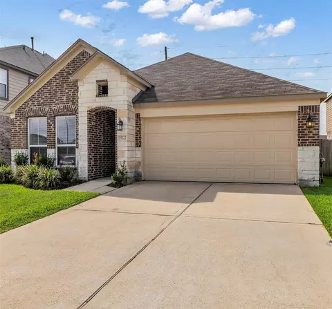 15322 Laceleaf Trl, Houston, TX 77044