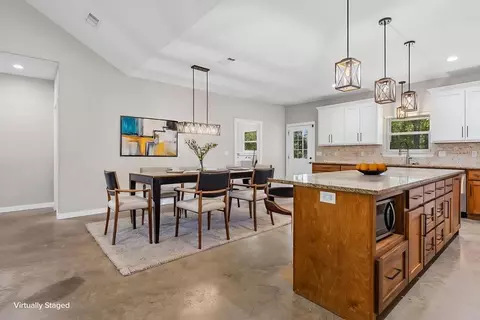 1614 Southwood Dr, Lufkin, TX 75904