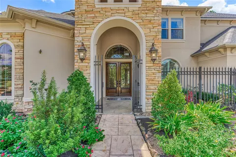 Exterior - 8003 Marshall Falls Dr, Spring, TX 77379 photo 3 of 6