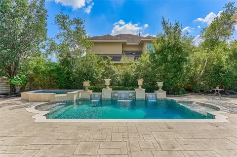 Exterior - 8003 Marshall Falls Dr, Spring, TX 77379 photo 5 of 6