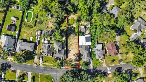 1740 Esperanza St, Houston, TX 77023