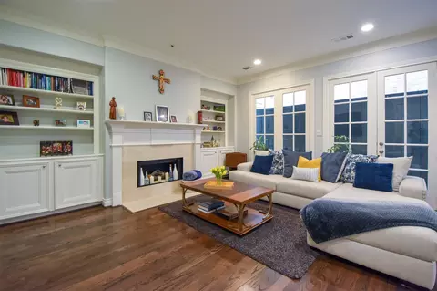 3226 Pemberton Circle Dr, Houston, TX 77025