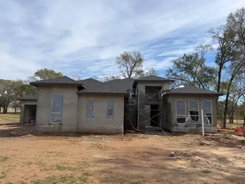 220 Birdie Dr, Hempstead, TX 77445