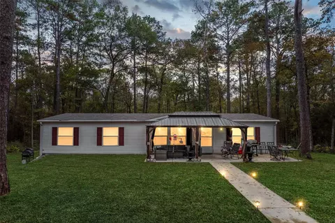 1802 Little John St, Montgomery, TX 77316