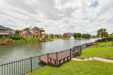 17919 Obelisk Bay Dr, Cypress, TX 77429