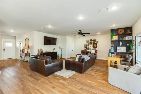 Living - 2 Greystone Ct, Angleton, TX 77515 photo 3 of 3
