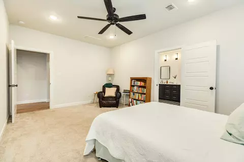 Bedroom - 2 Greystone Ct, Angleton, TX 77515 photo 2 of 3